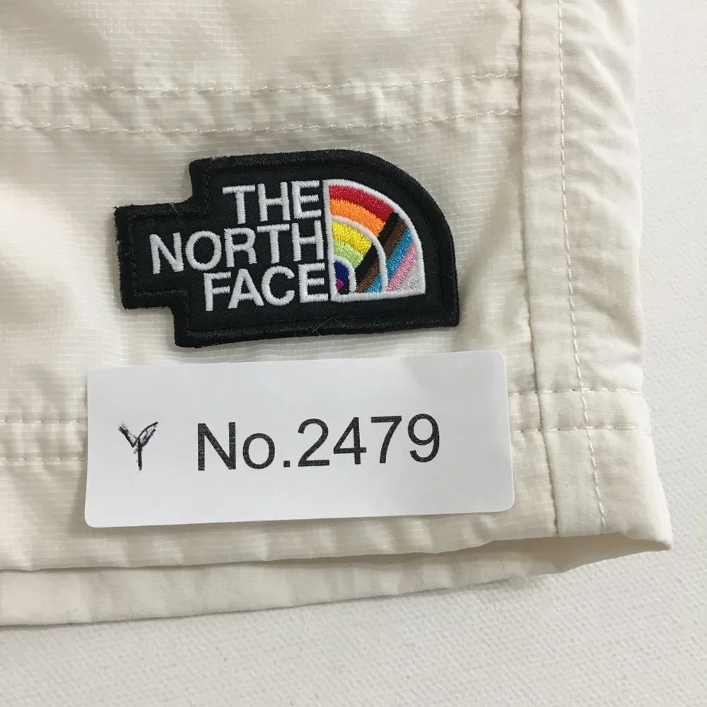 The North Face Mens Size Small TNF Outline Shorts White Elastic Waist 6